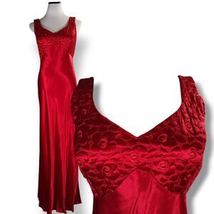 Vintage 90s Whimsigoth Formal Dress Size M Red Quilted Empire Waist Bias Cut